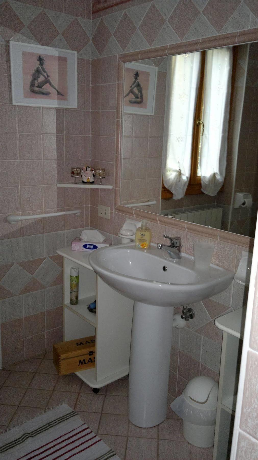 Lo Scoiattolo E La Noce Bed and Breakfast Stresa Exterior foto