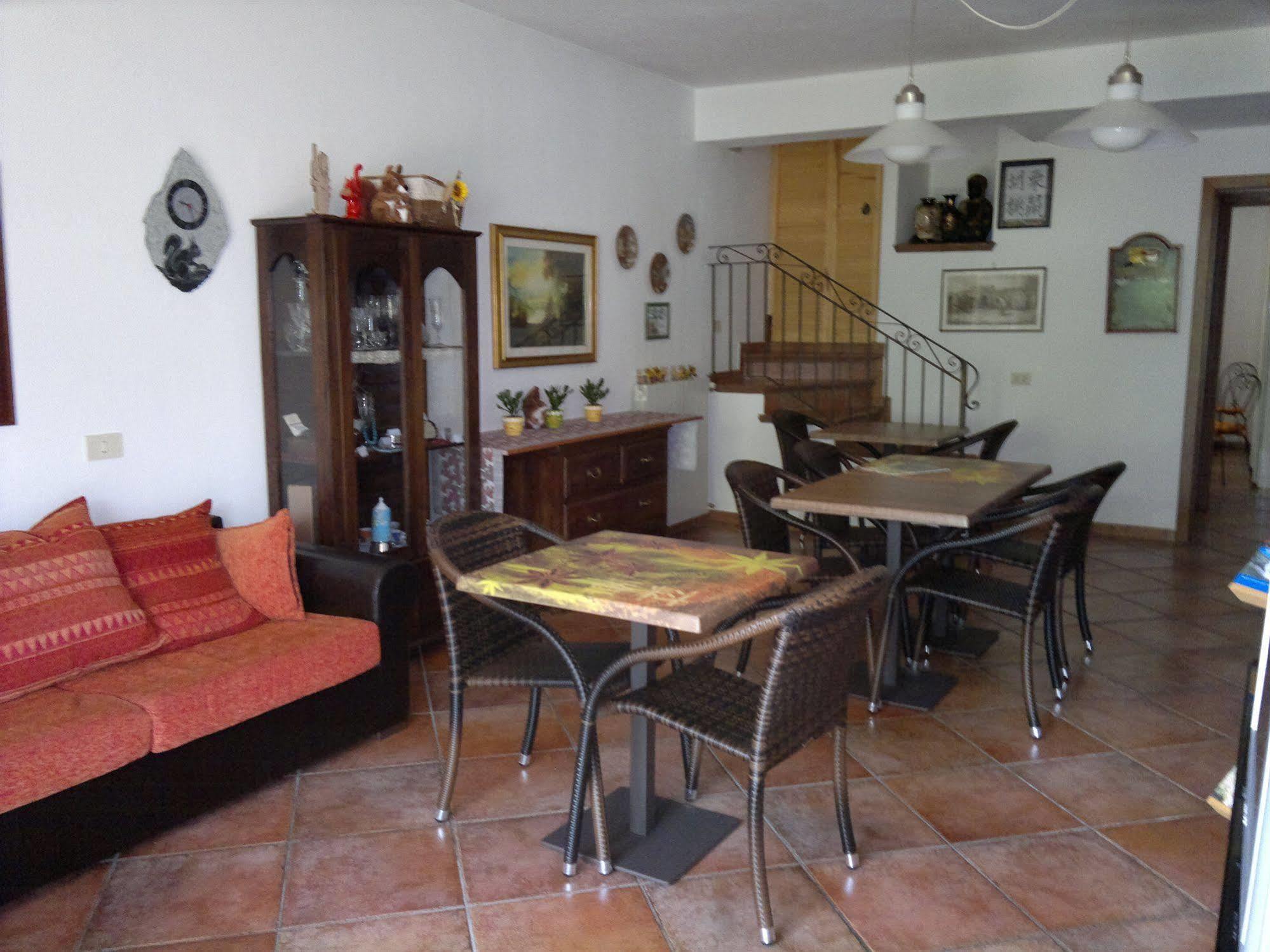 Lo Scoiattolo E La Noce Bed and Breakfast Stresa Exterior foto